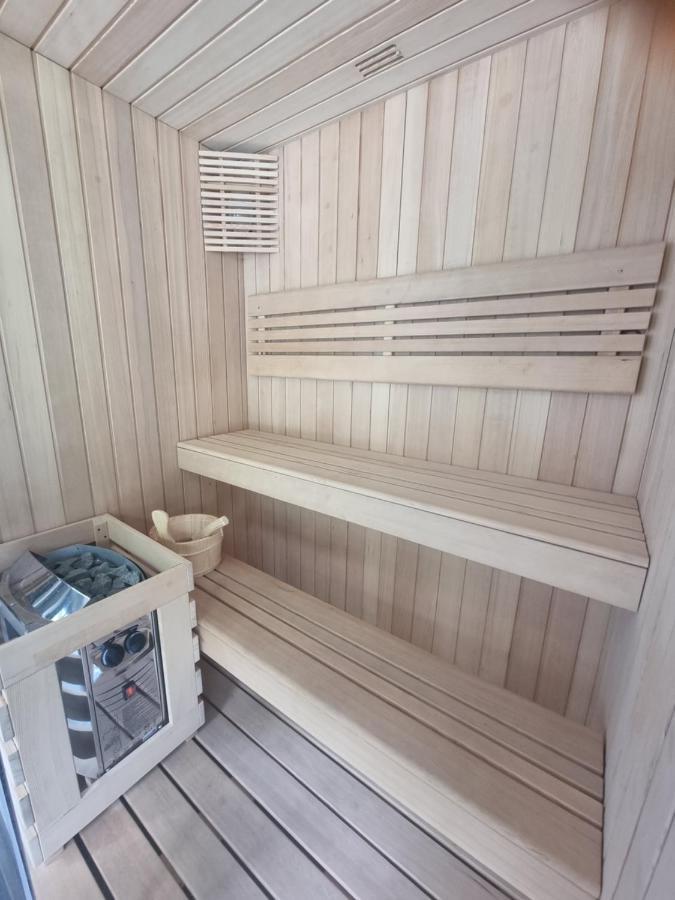 Demeure Les Aiglons, Chambres D'Hotes & Spa Fontainebleau Exterior foto